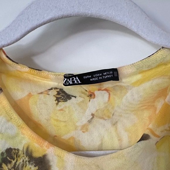 ZARA | Yellow Floral Meshed Lines Open Twist Back Dress - Picture 3 of 15